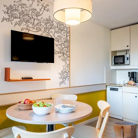 Pierre & Les Citronniers מלון דירות