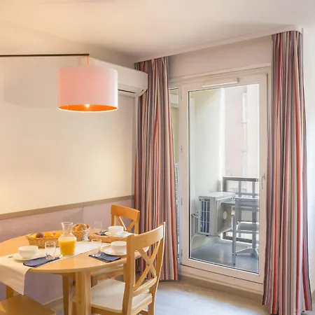 Résidence Pierre&vacances Les Citronniers 3*