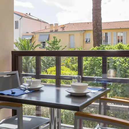 Apartmanhotel Pierre & Les Citronniers 3*