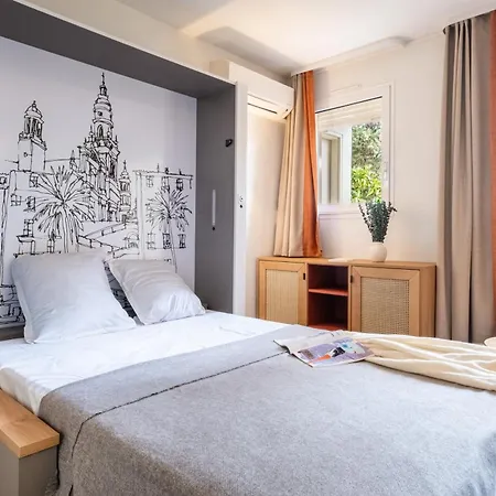 Apartmanhotel Pierre & Les Citronniers Menton