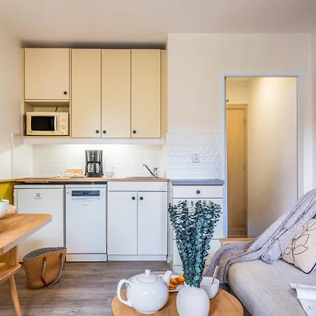 Pierre & Les Citronniers Apartmanhotel 3*