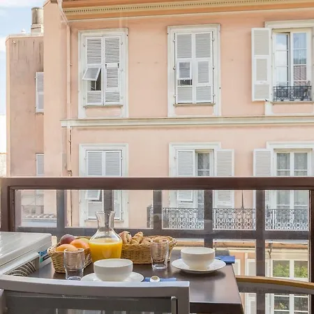 Appart hôtel Résidence Pierre&vacances Les Citronniers