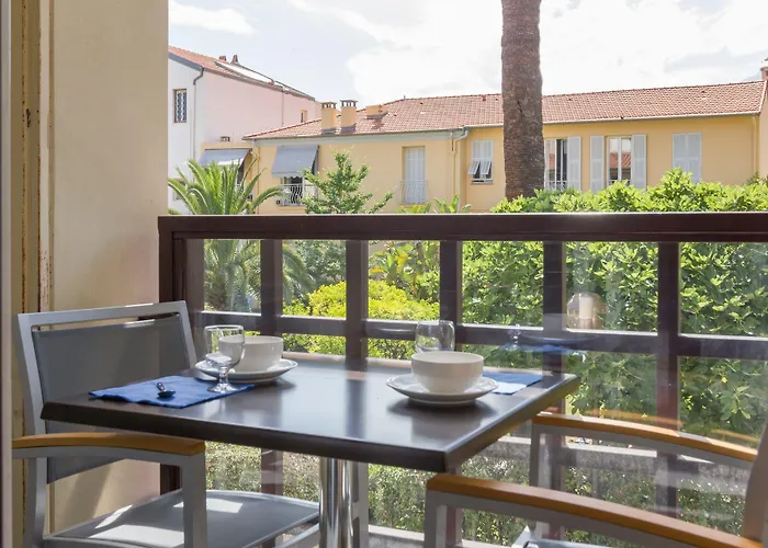 Apartmanhotel Pierre & Les Citronniers 3*