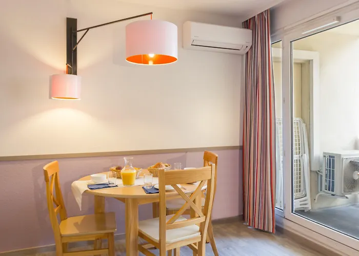 Pierre & Les Citronniers Apartmanhotel Menton