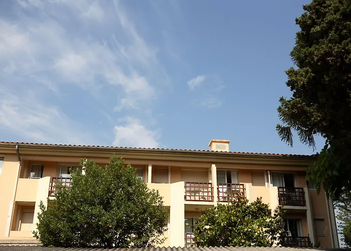 Pierre & Les Citronniers Apartmanhotel Menton