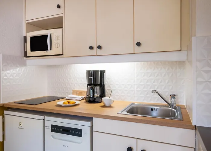 Pierre & Les Citronniers Apartmanhotel 3*