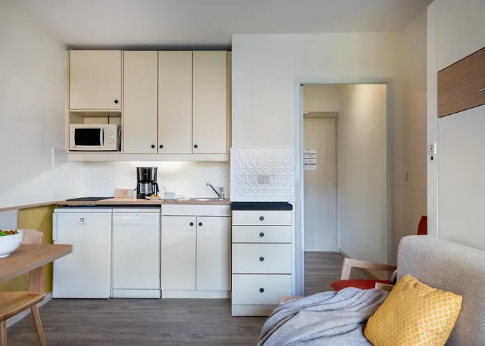 Apartmanhotel Pierre & Les Citronniers 3*