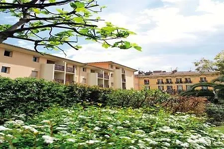 柠檬树皮埃尔假日酒店 芒通