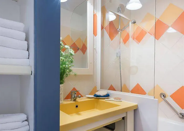 Pierre & Les Citronniers 3* 멍똥